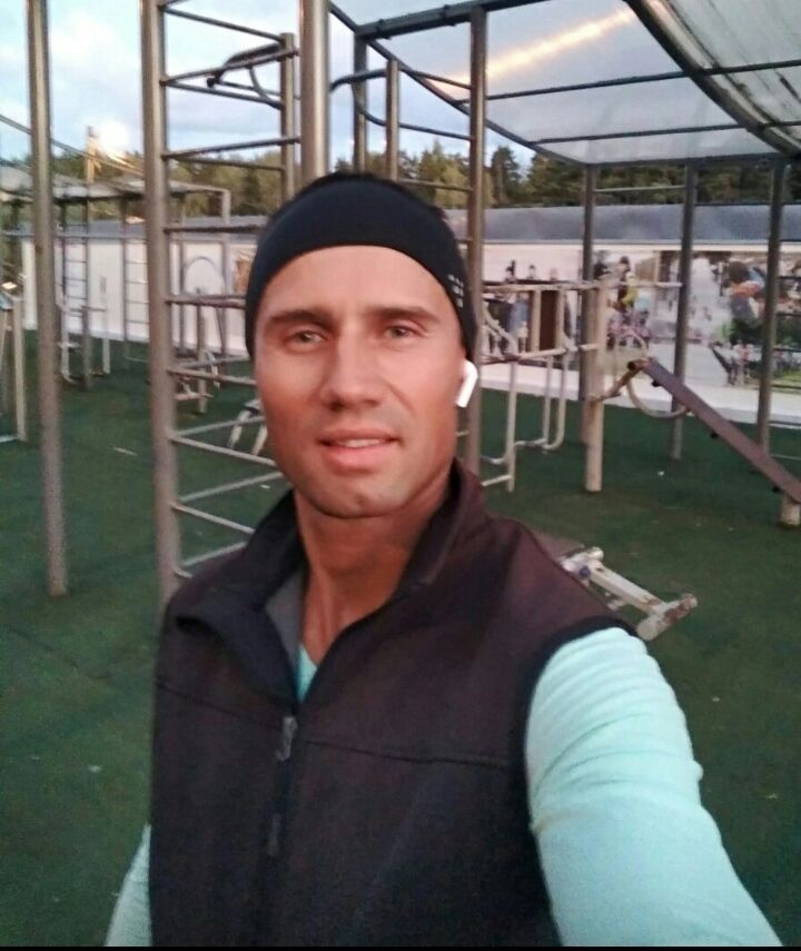  ,   Nikolay, 40 ,   c 