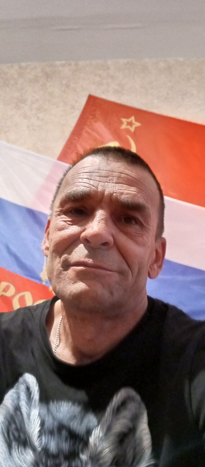  35640518  , 54 ,    
