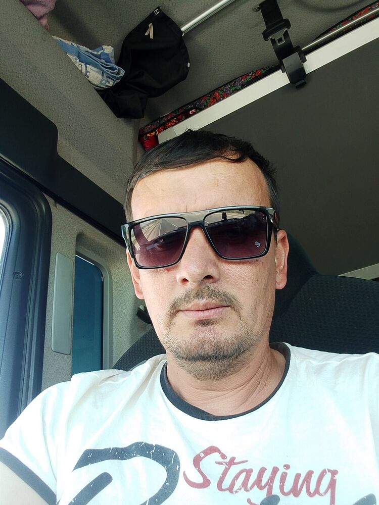  47924898  , 40 ,    