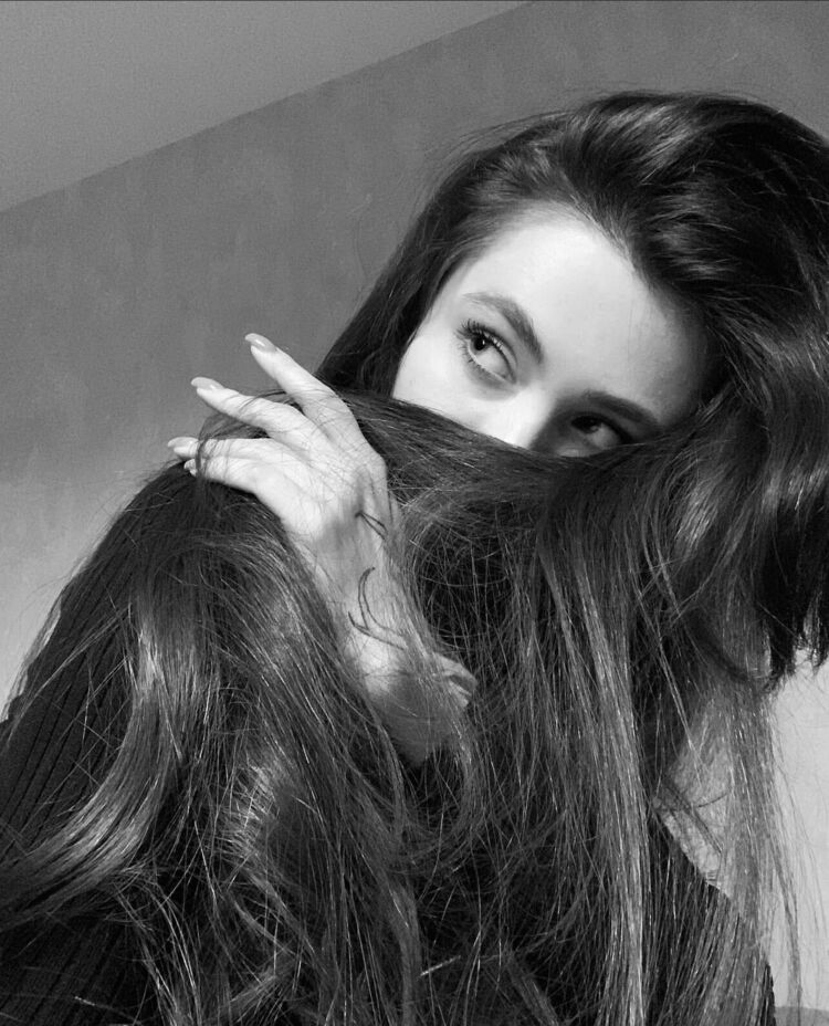  Flamatt,   ANNA GLAMUR, 27 ,   ,   