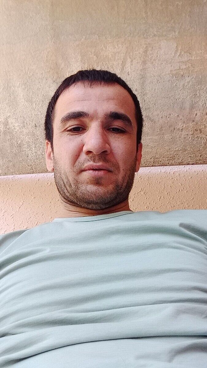  20713598  Umid, 35 ,    