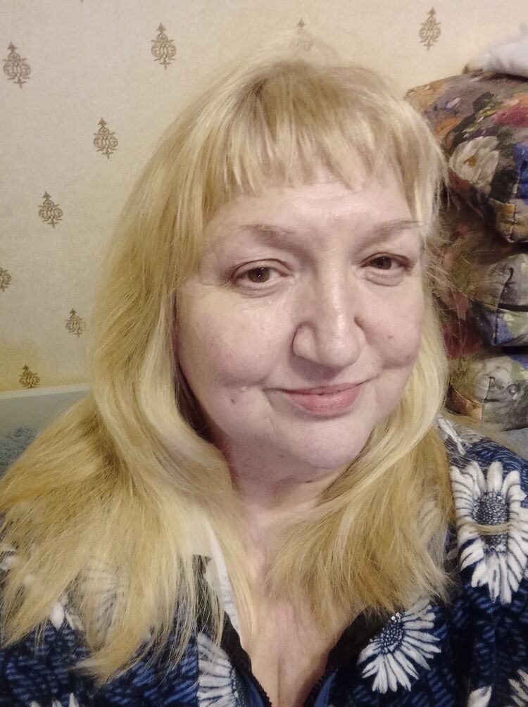 43201978  Helga, 60 ,    