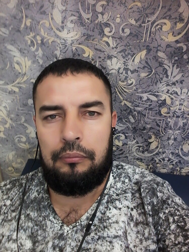  ,   Stilist, 36 ,   ,   , c 