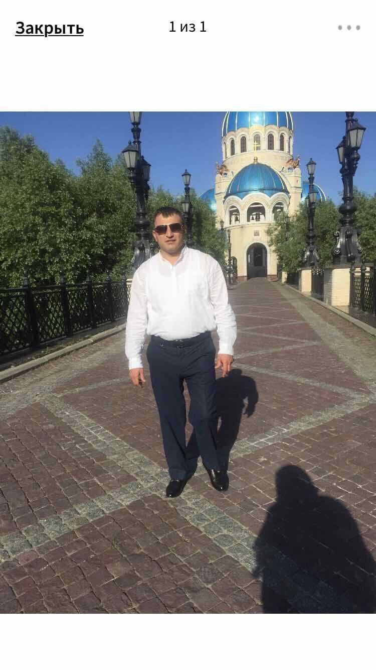  54751778  Vardan, 43 ,    