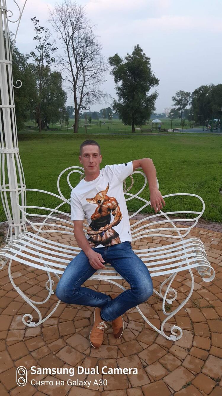  52586338  , 37 ,    