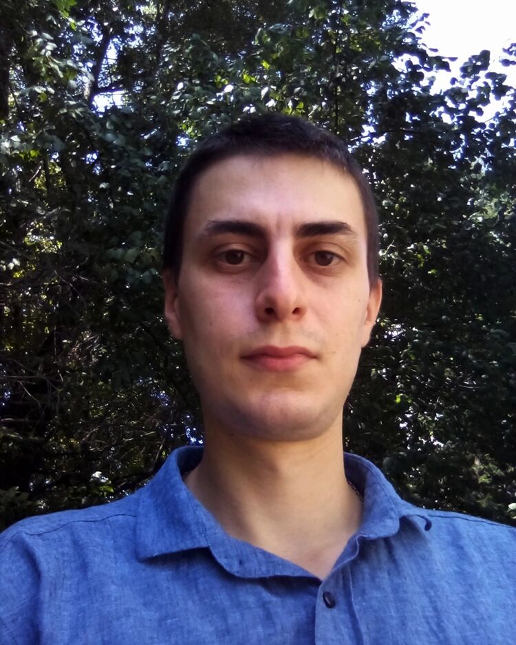  ,   Gioji, 32 ,   ,   