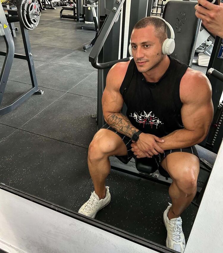  54316698  , 38 ,    -