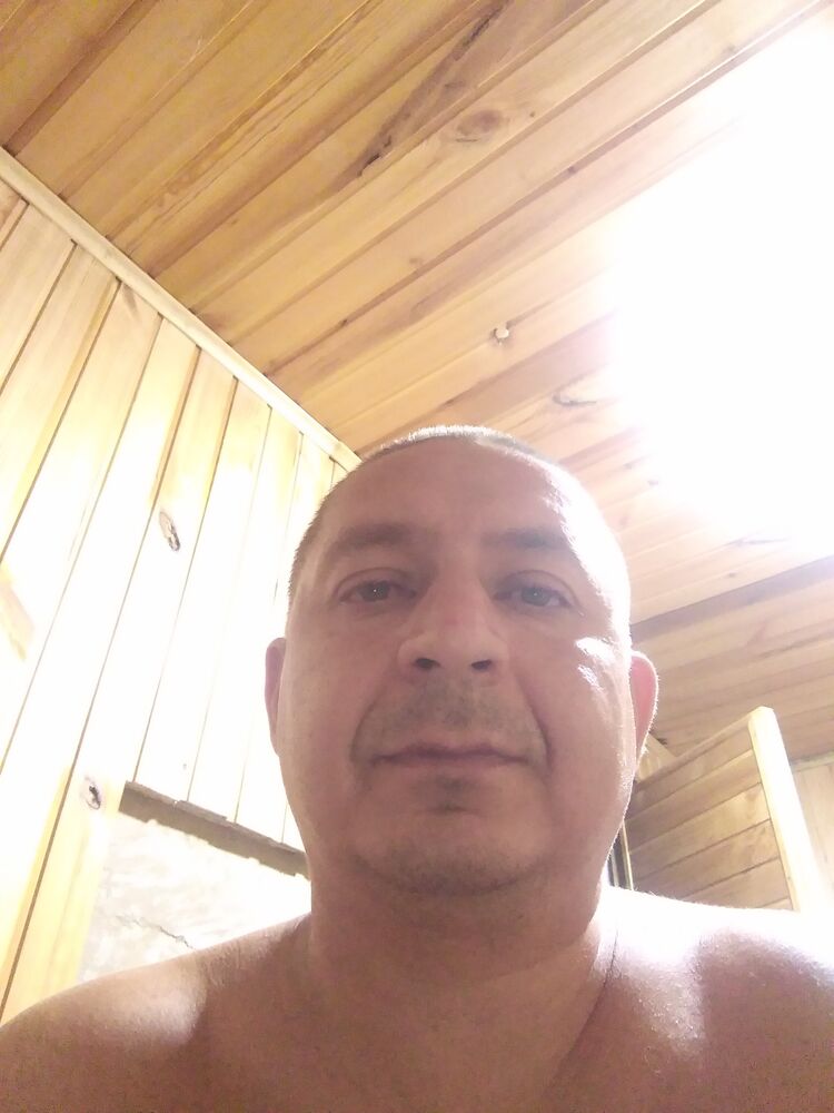  28462518  , 44 ,    
