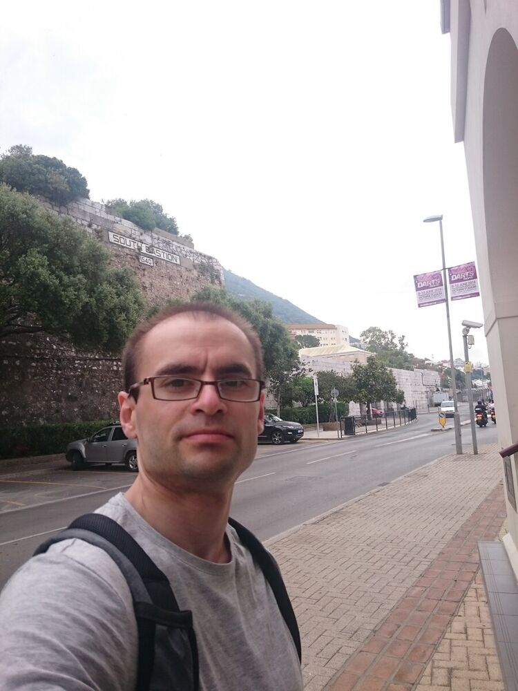  ,   Aleksandr, 37 ,   ,   , c 