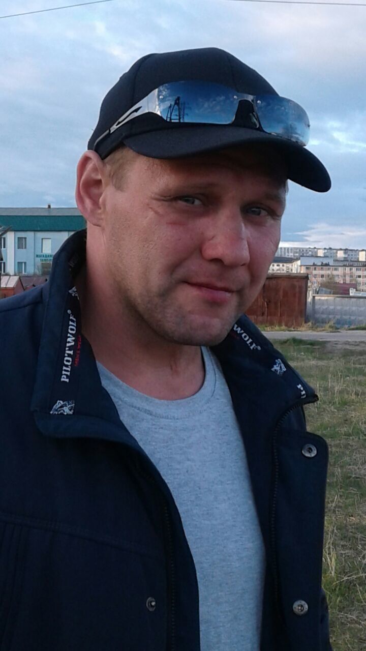  31392528  Aleksey, 45 ,    