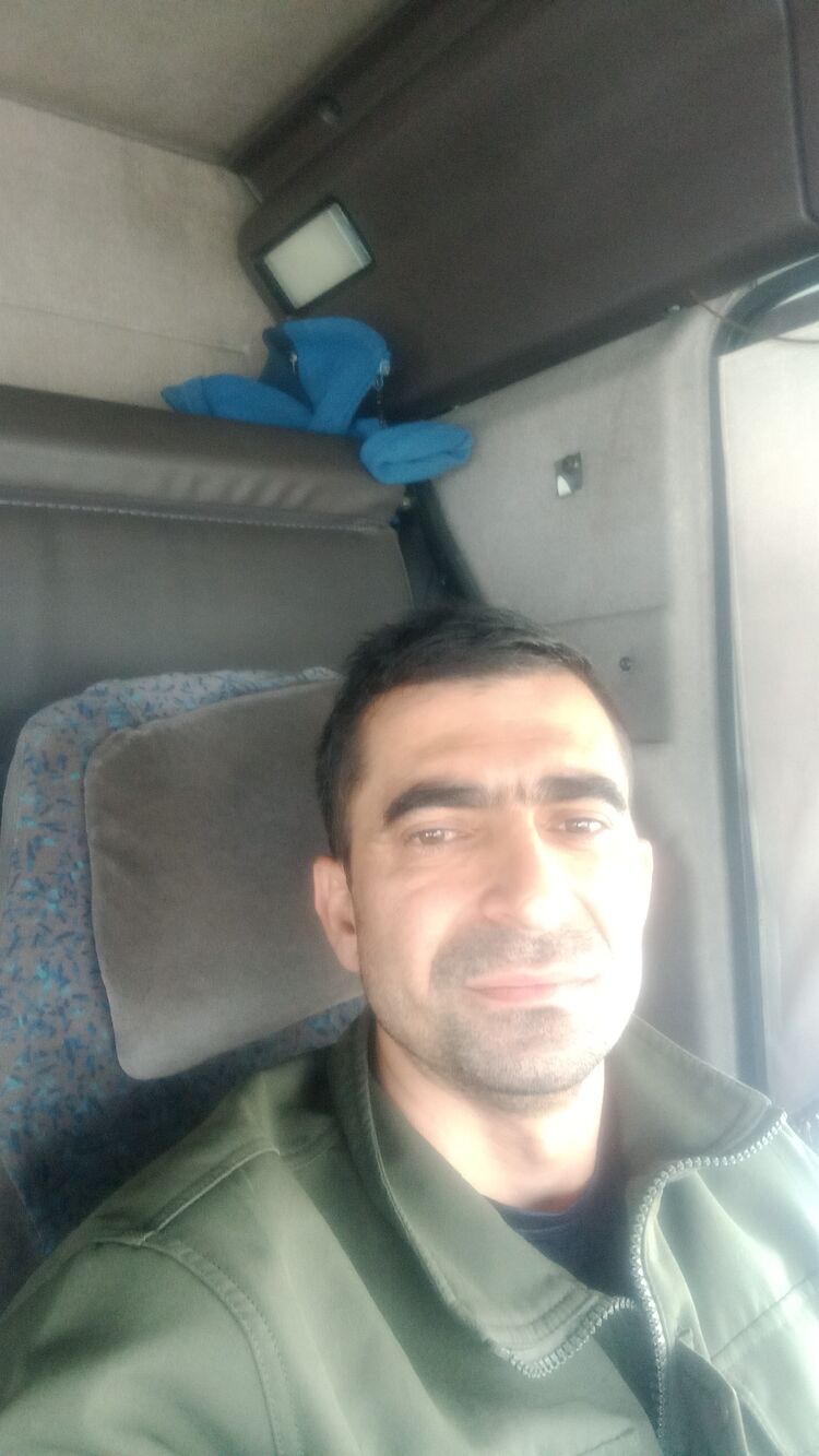  45213028  Ramil, 37 ,    