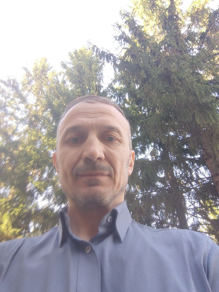  48260358  Evgeniy, 51 ,    