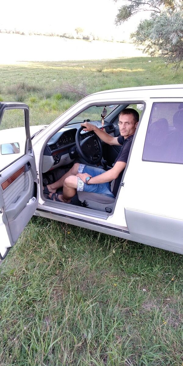  14438248  Nicolai, 32 ,    