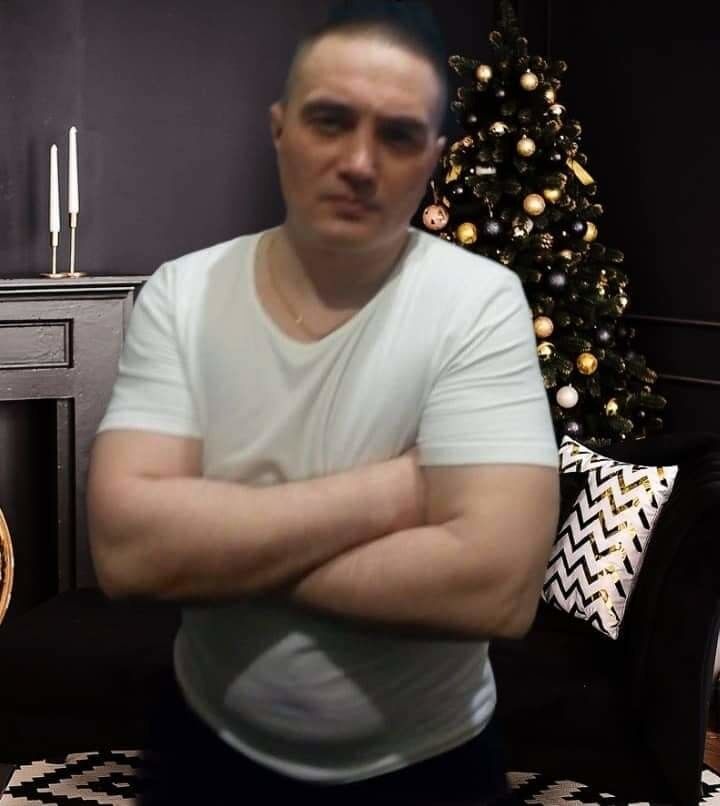  18645508  , 42 ,    