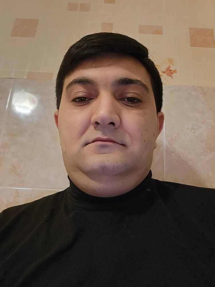  40667058  Zaman, 37 ,    