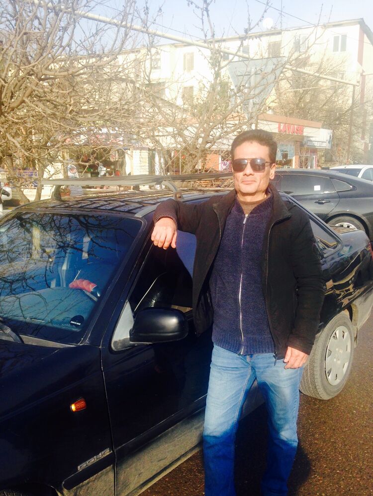  31832198  Davud, 48 ,    