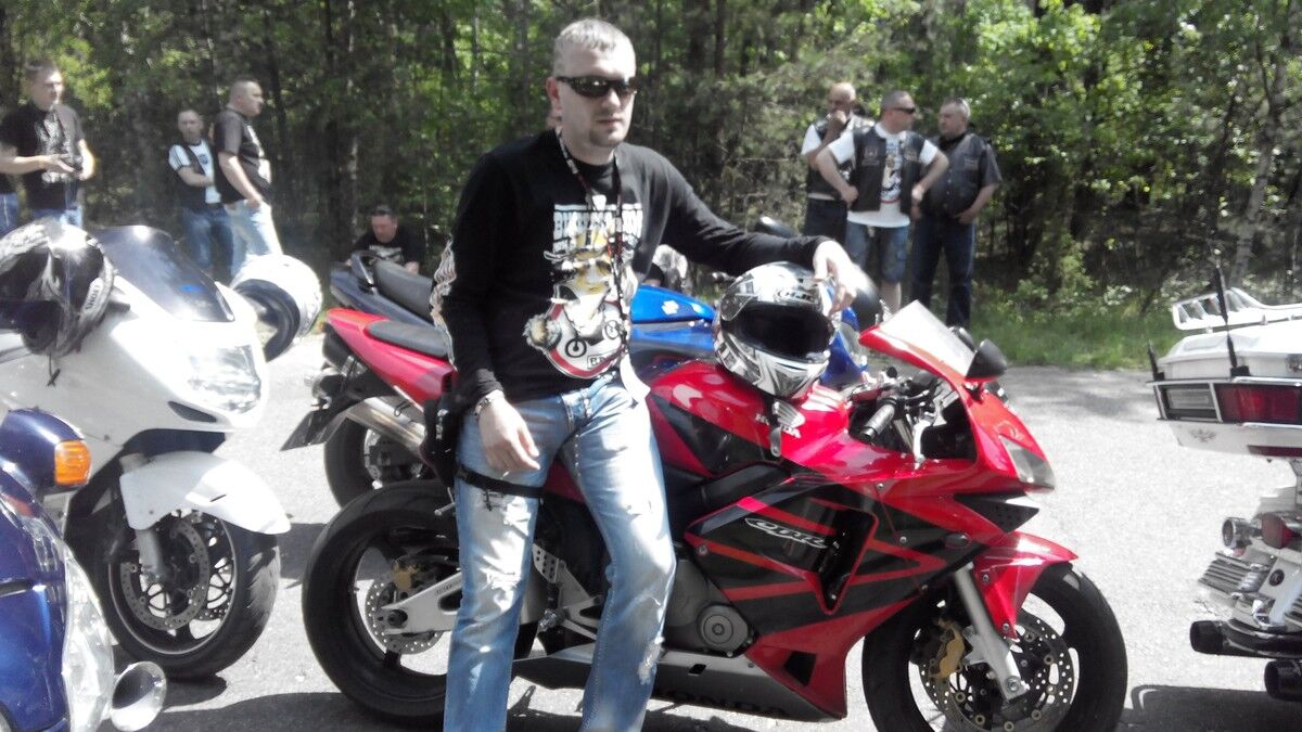  6579568  Vasya, 40 ,    