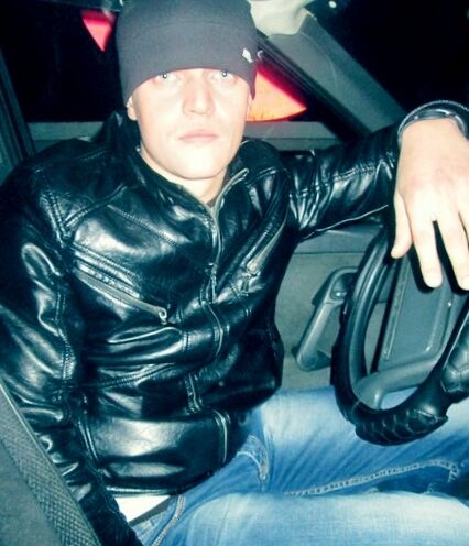  25224908  Andrey, 35 ,    