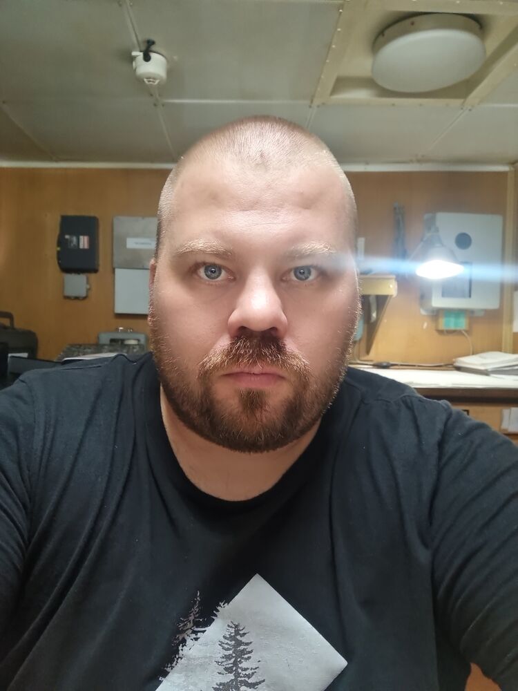  44482948  , 35 ,    