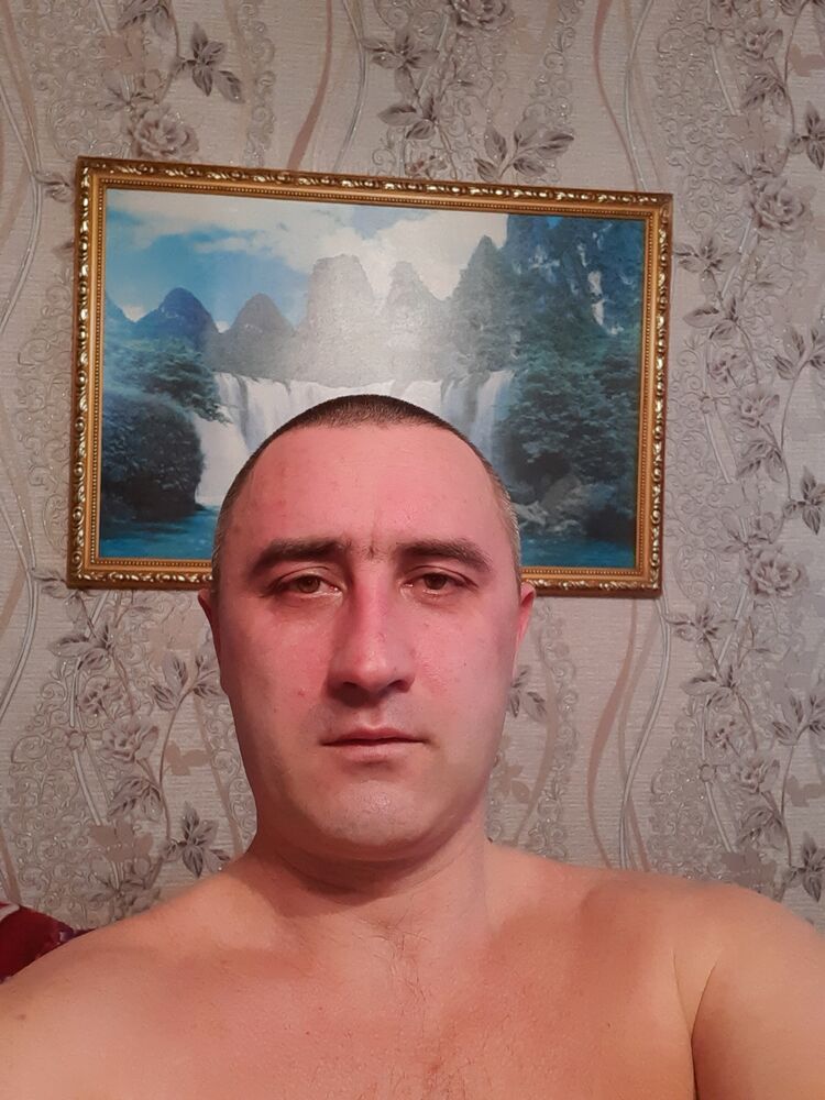  37655988    , 41 ,    