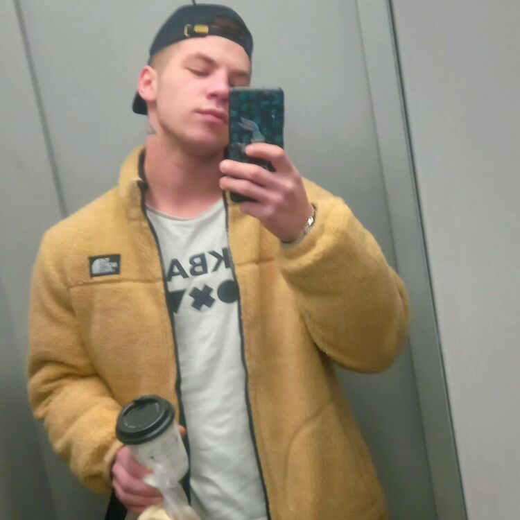 ���� 33054078 ����� Denis, 24 ����, ���� ���������� � �����-����������