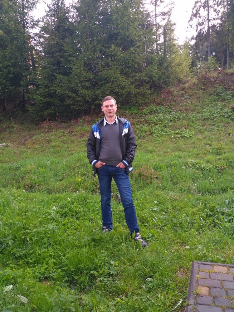  ,   Viktor, 58 ,   ,   , c 