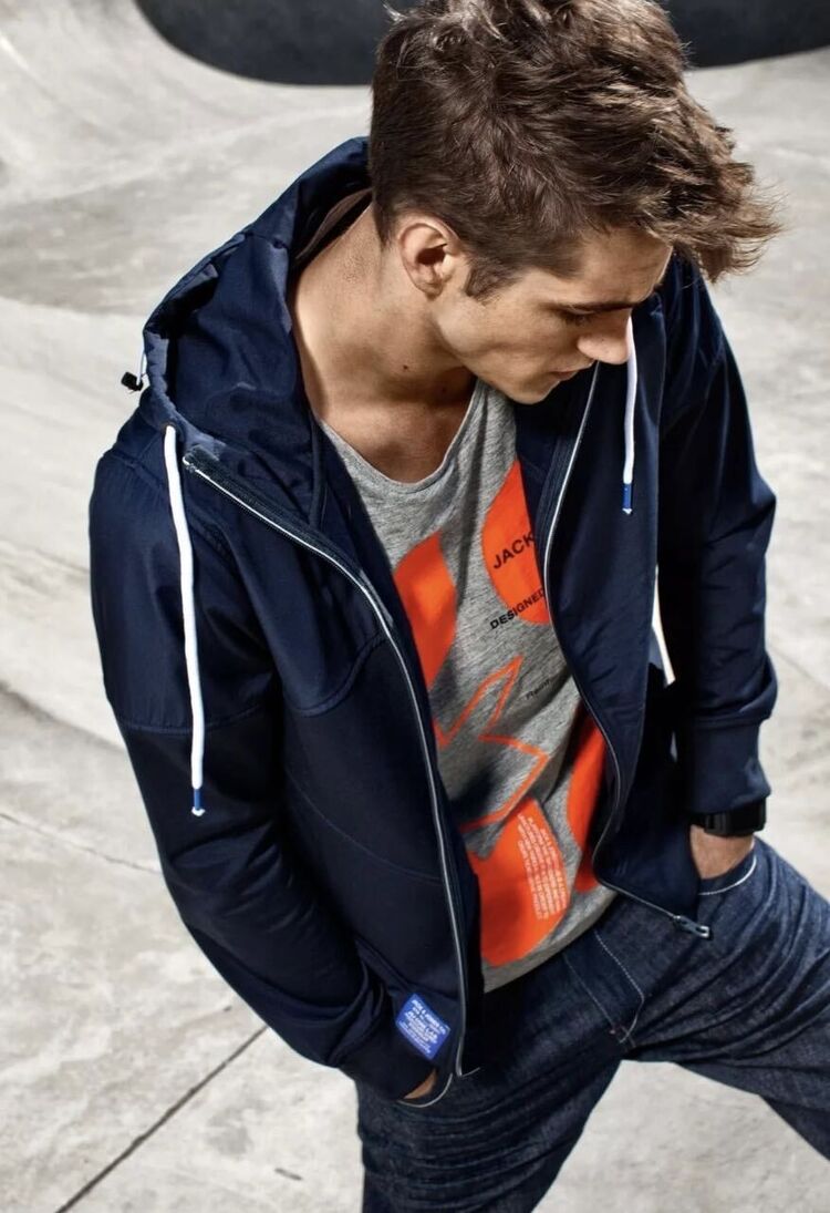 ���� 42562818 ������� ����, 35 ���, ���� ���������� � ������