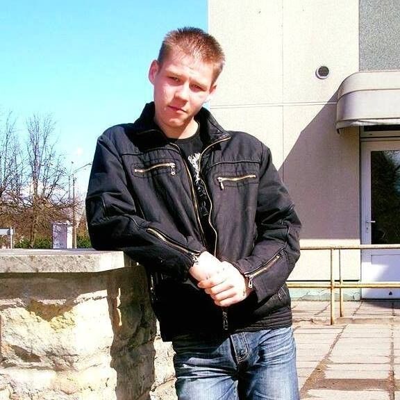  9255978  Pavel, 34 ,    