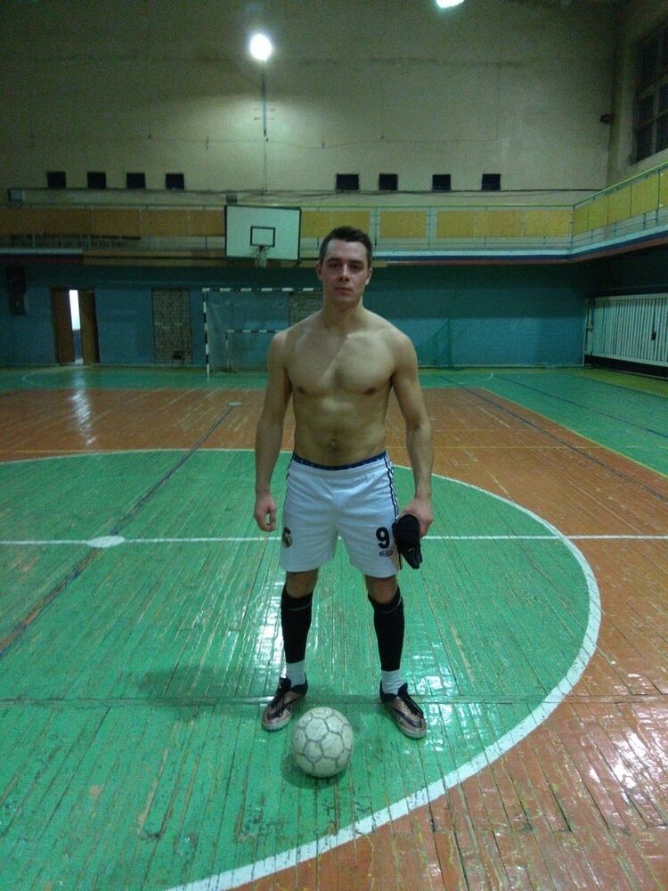  ,   Vladislav, 29 ,   ,   , c 
