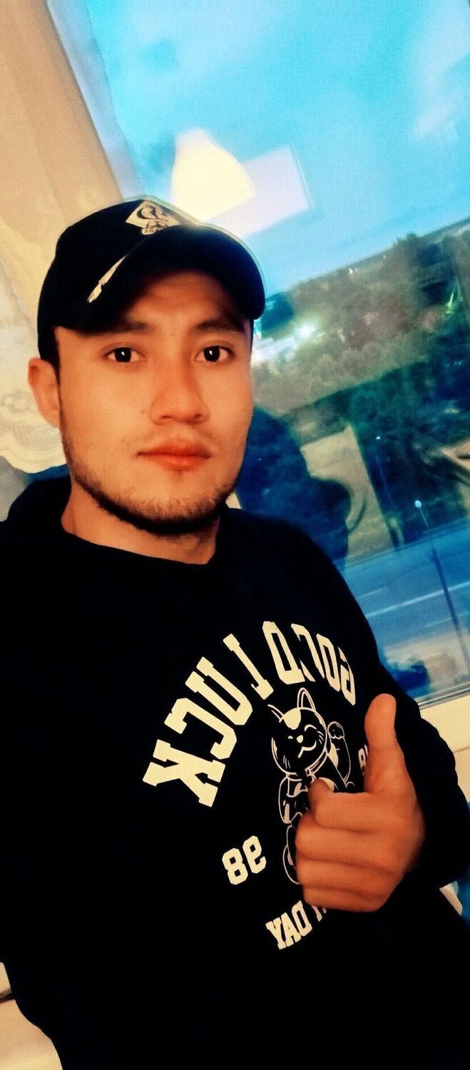  -,   Ulmas, 28 ,   ,   