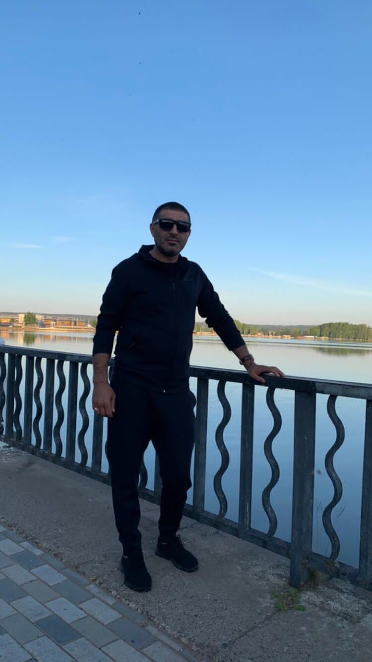  ,   Sasha, 45 ,   ,   