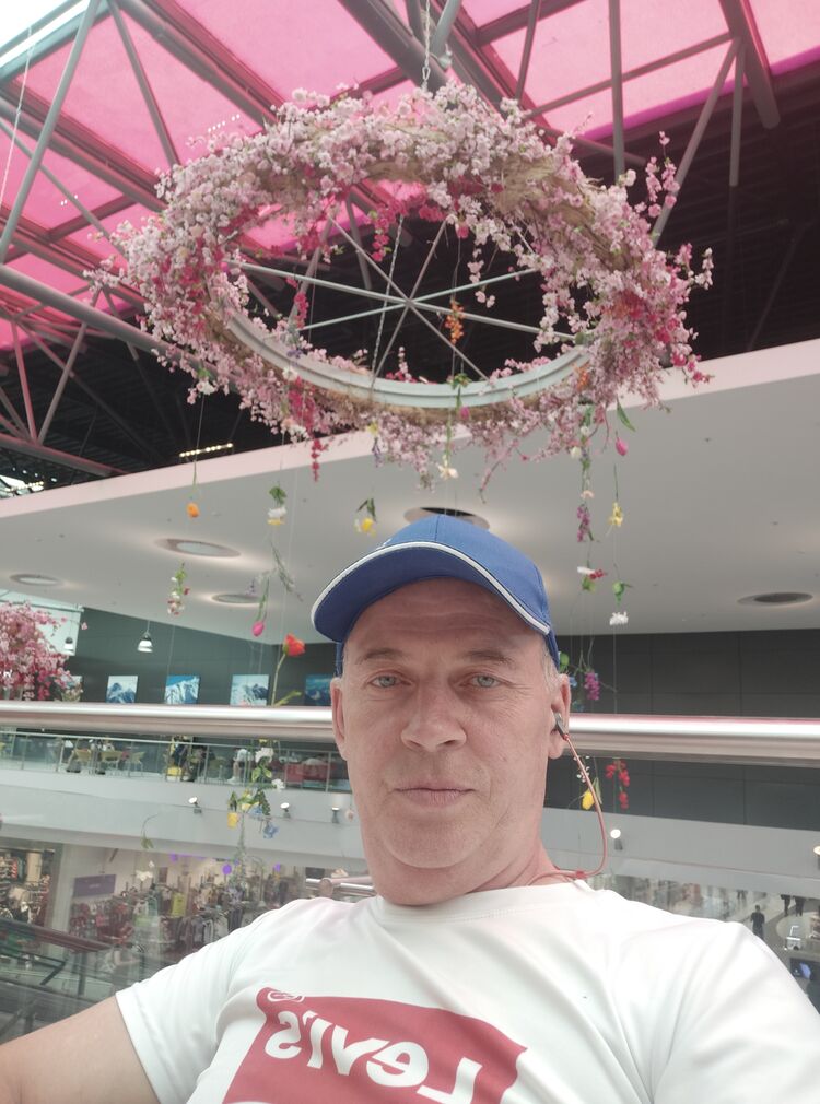 28264918  ANDREI, 50 ,    