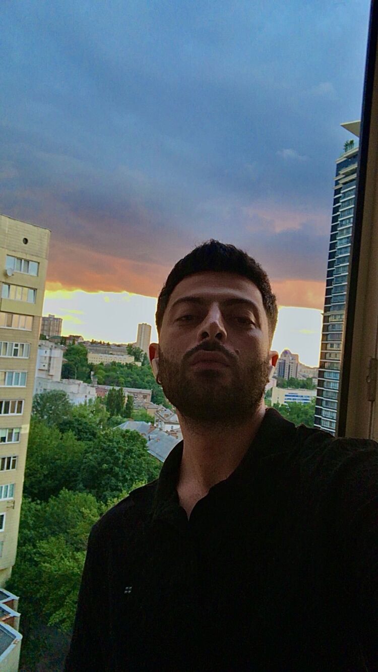  44416538  Ahmet, 29 ,    