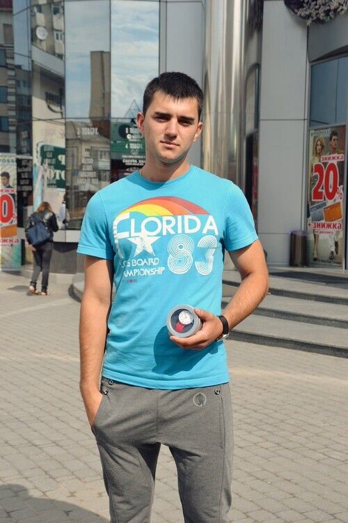  ,   Alex, 29 ,   