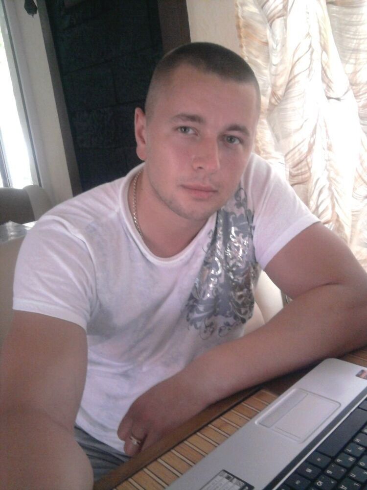  12011868  , 43 ,    