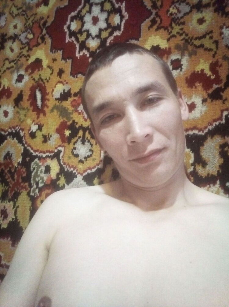  44365308  , 33 ,    