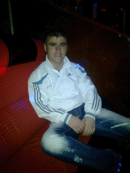  9250128  Iuri, 40 ,    