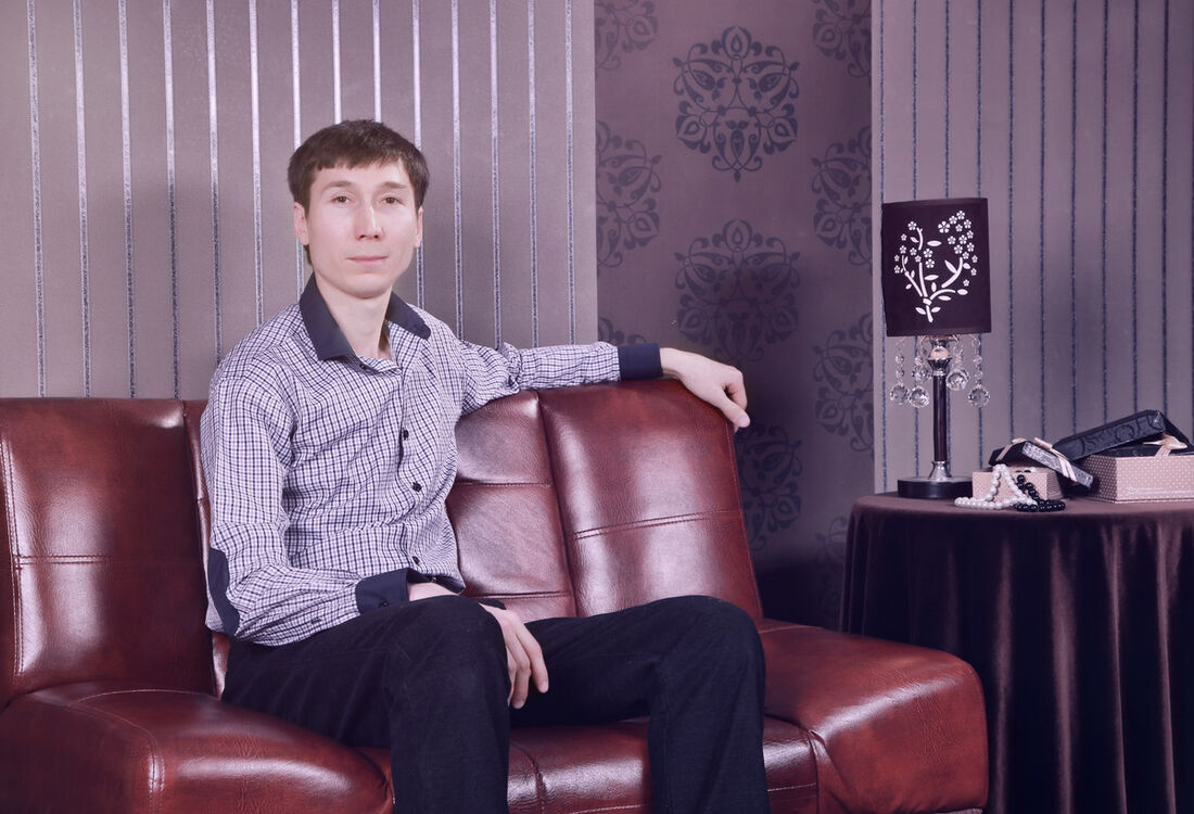  ,   Rustam, 40 ,   