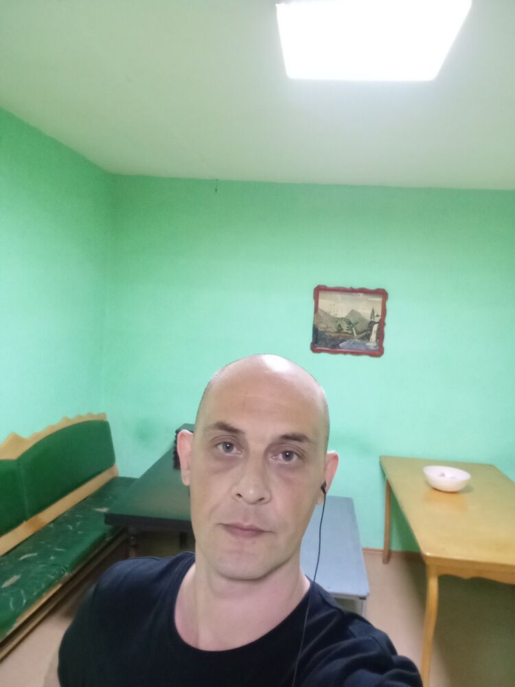  46422788  , 39 ,    