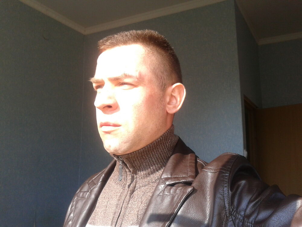  5830038  , 44 ,    