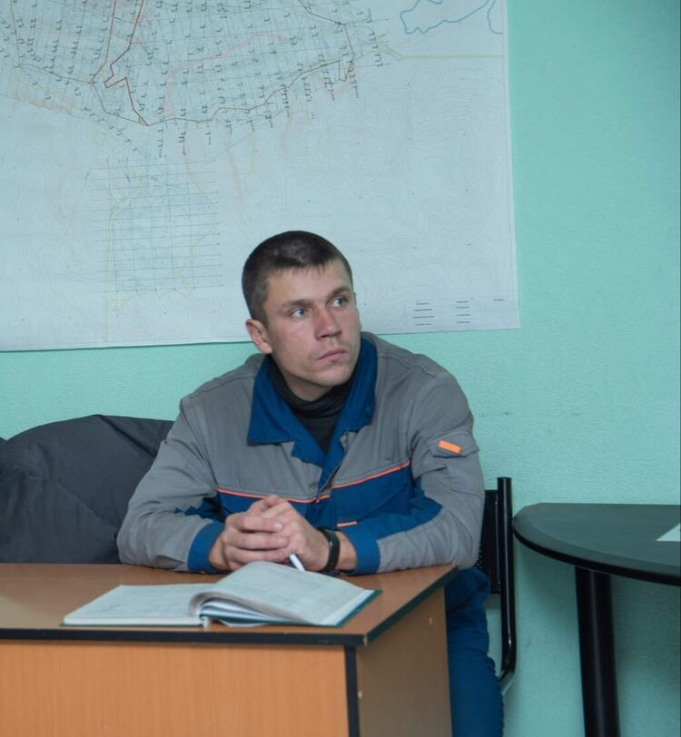  ,   Anton, 34 ,   ,   