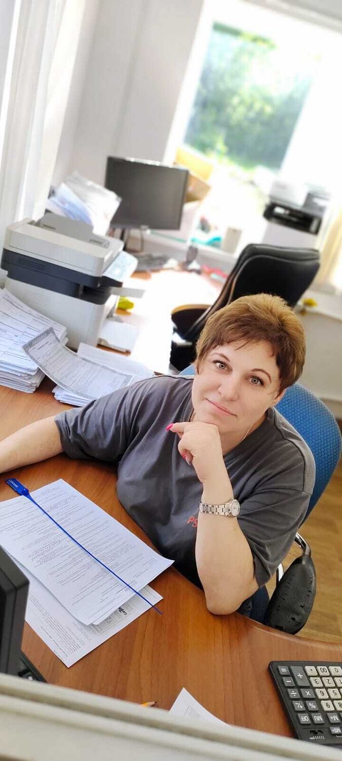  48923738  , 42 ,    