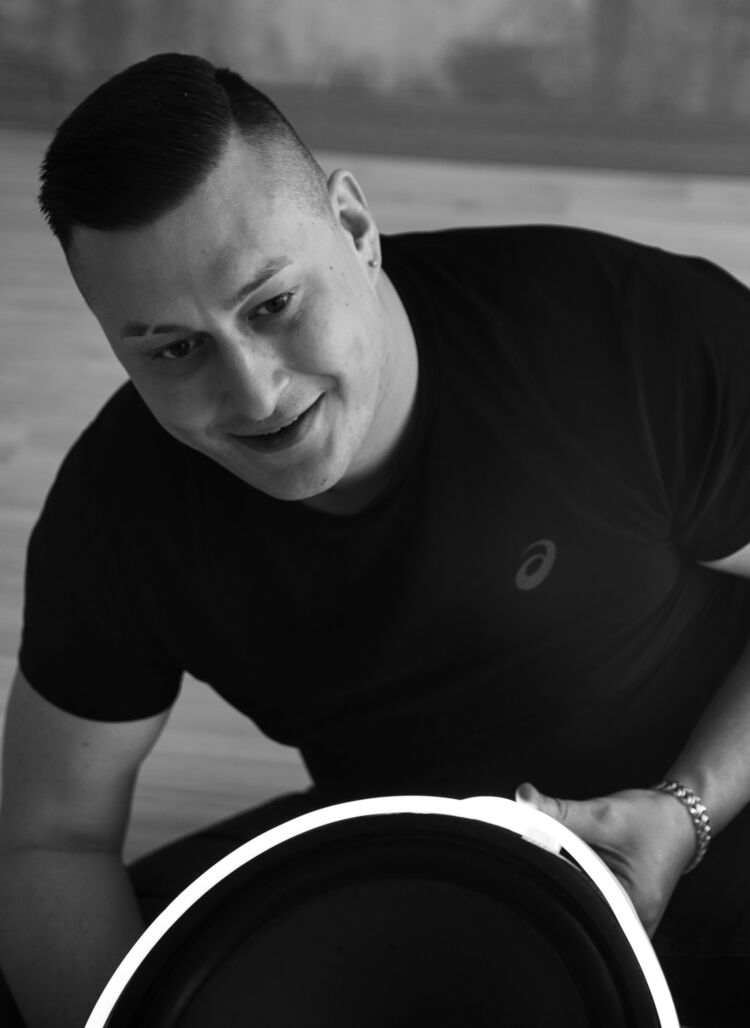  ,   Tesla, 35 ,   ,   , c 