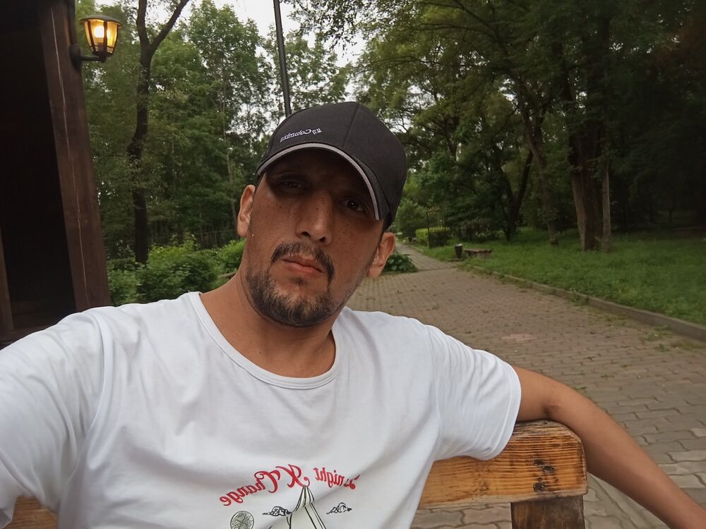  47963008  Akromjon, 39 ,    