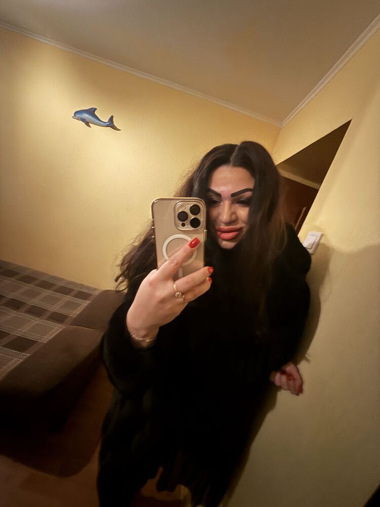  48389898  Alina, 29 ,    