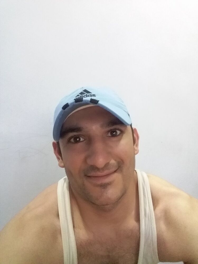  ,   Temur, 37 ,  