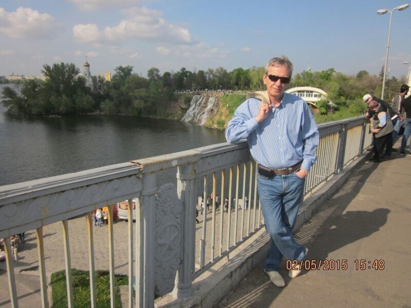  ,   Viktor, 69 ,   ,   , c 