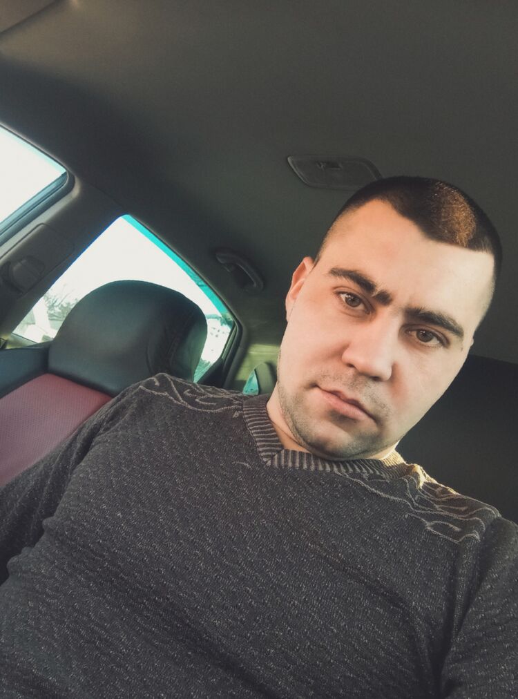  49807818  Ivan, 28 ,    