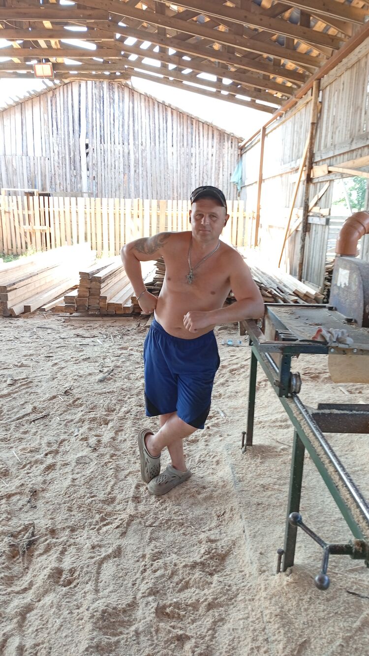  54707328  Stanislav, 38 ,    