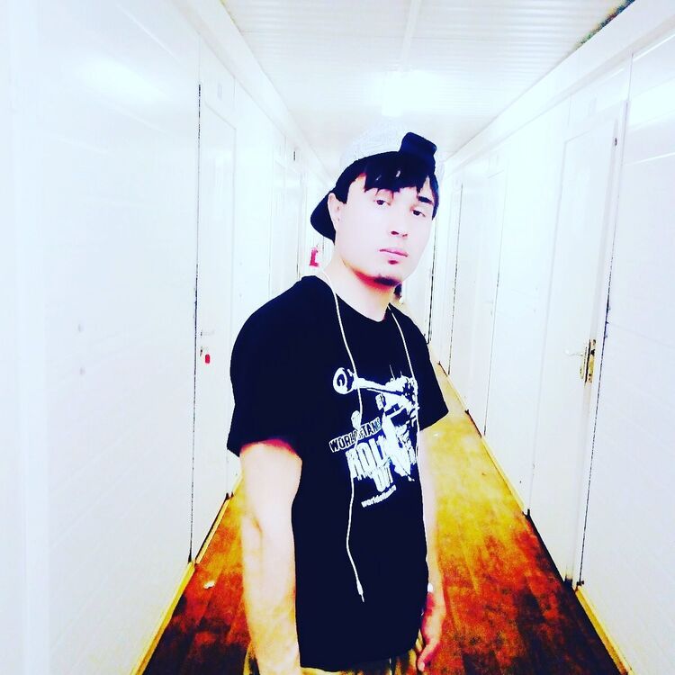  51215788   , 26 ,    